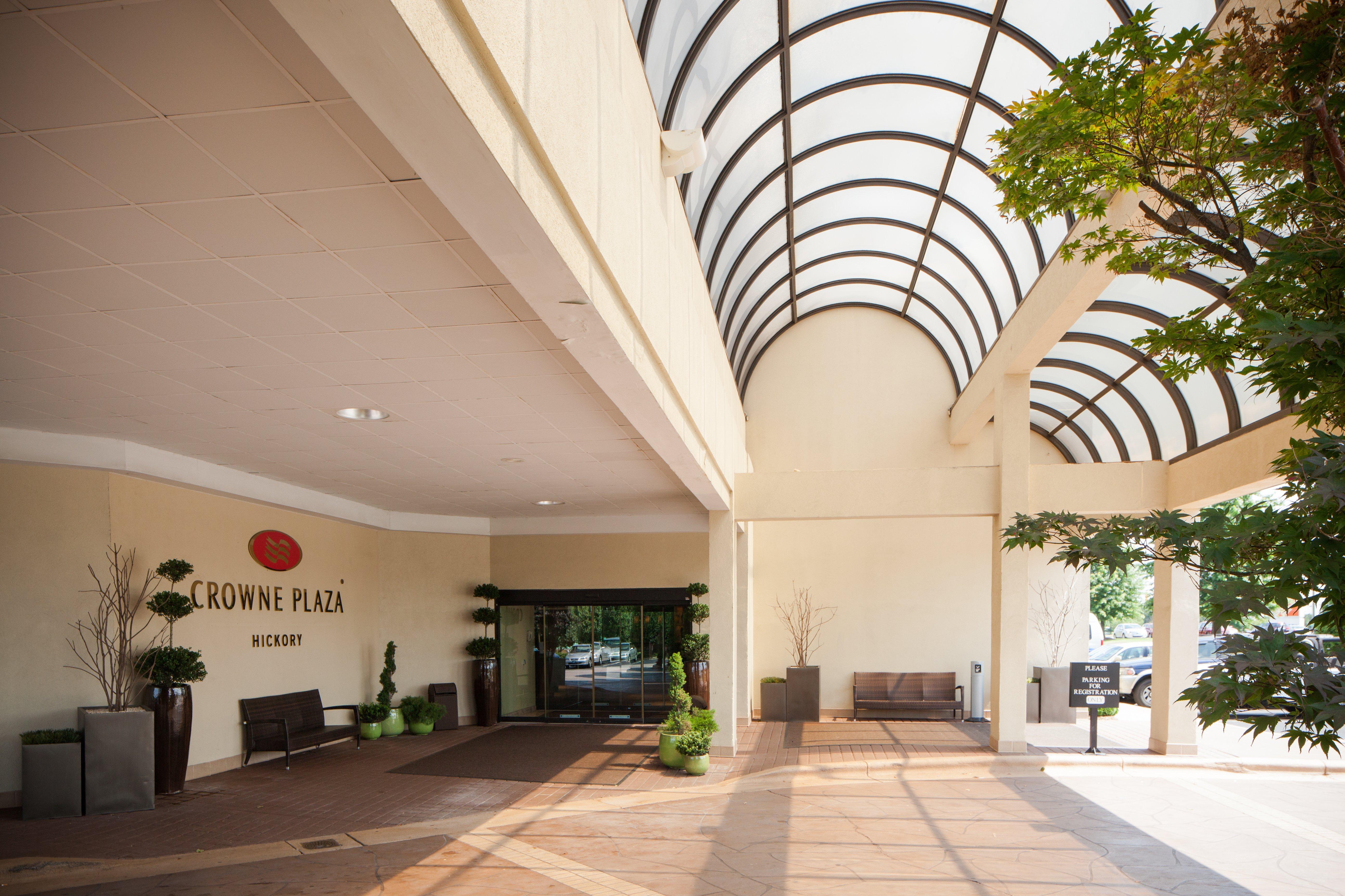 Crowne Plaza Hotel Hickory By Ihg Extérieur photo